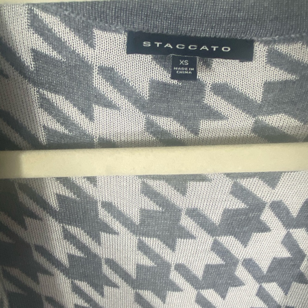 Open front cardigan from stitch fix - Picture 3 of 4